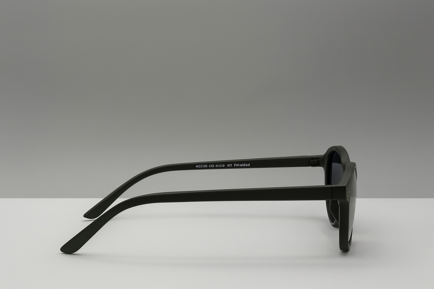Valino Classic Round Polarized Sunglasses